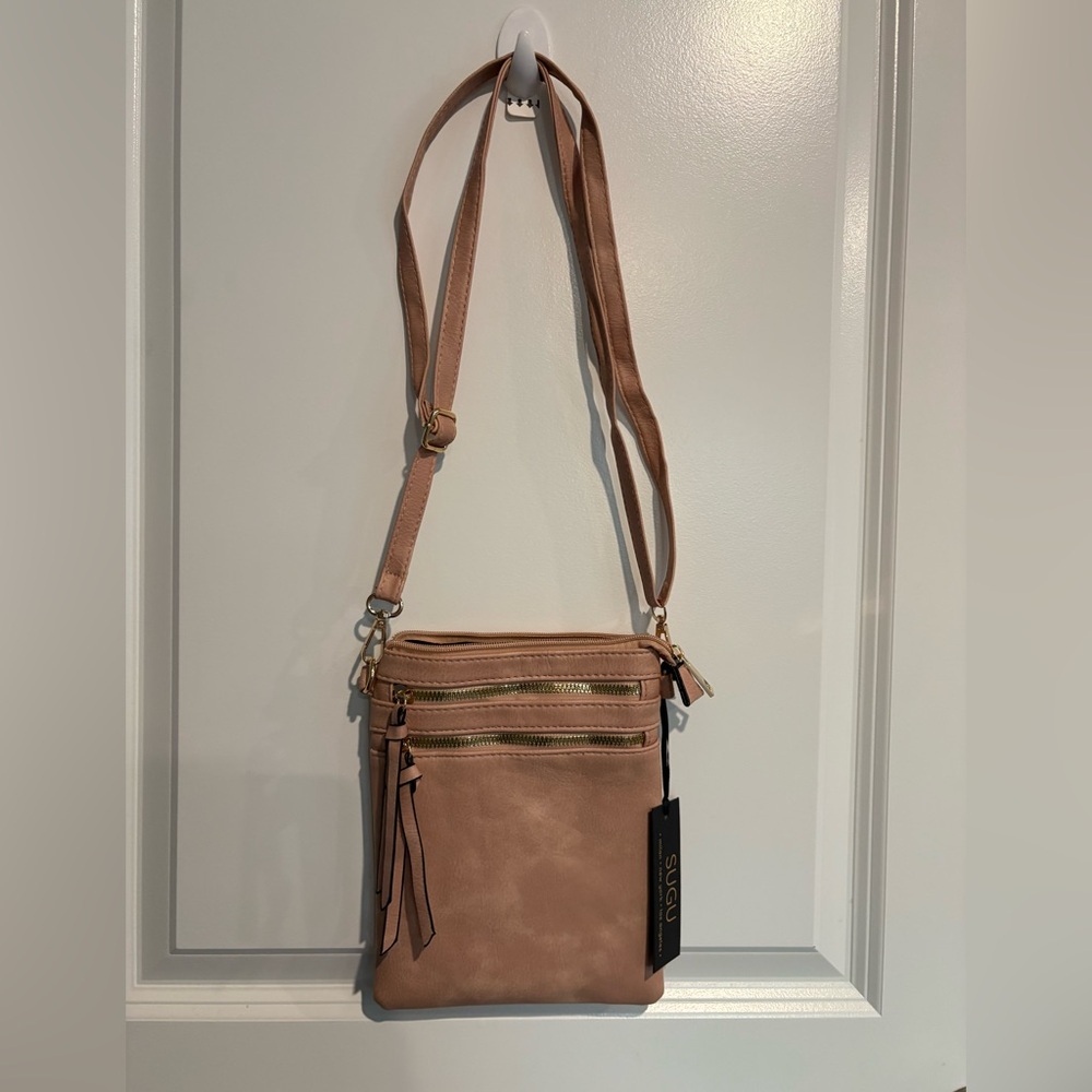 NWT- Vintage style lightweight, faux leather crossbody bag, 4 colors